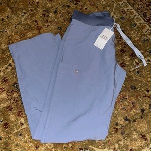 NWT Figs Cargo Scrub Pants